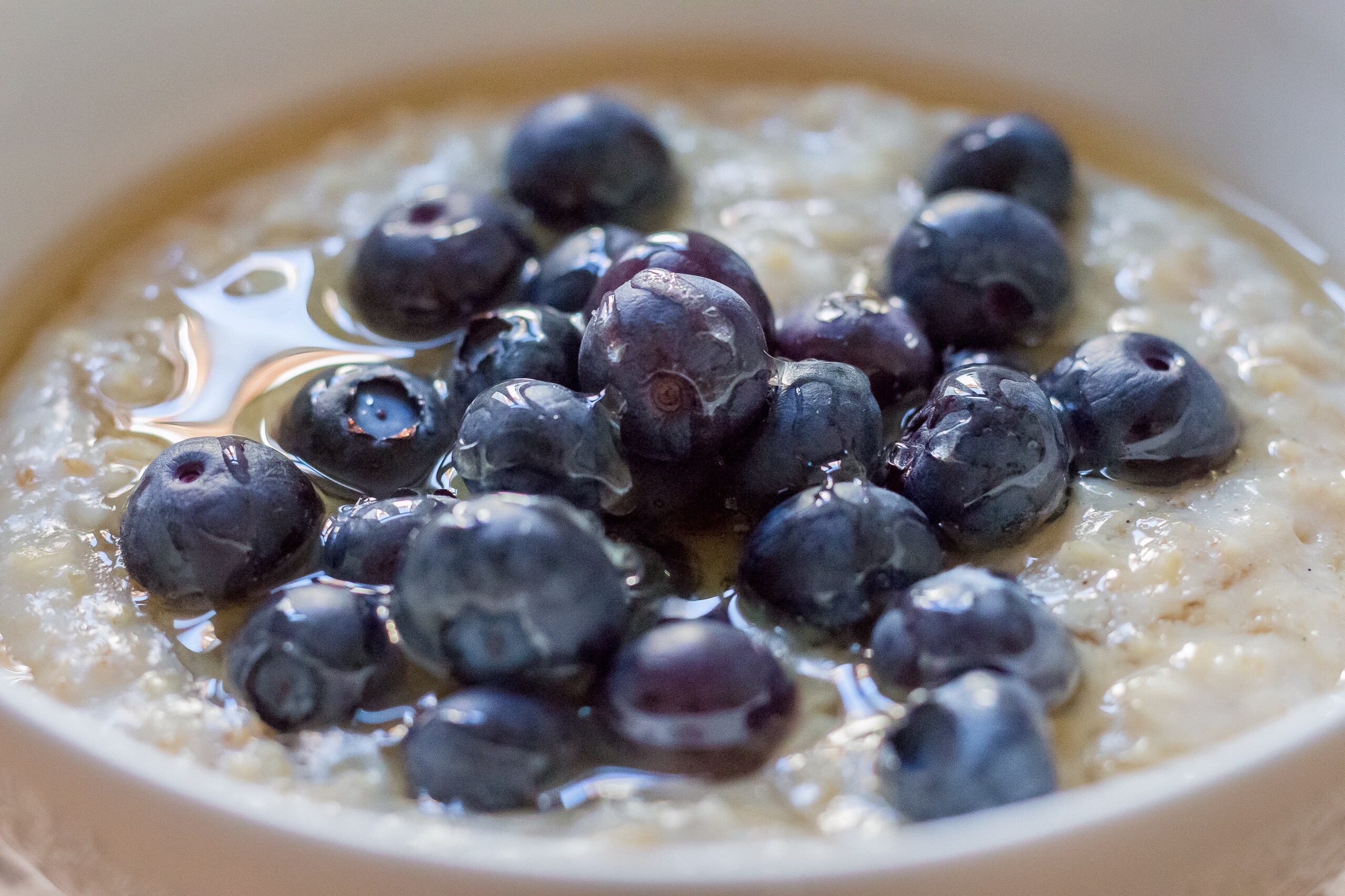 Blueberry, Honey and Real Vanilla Porridge