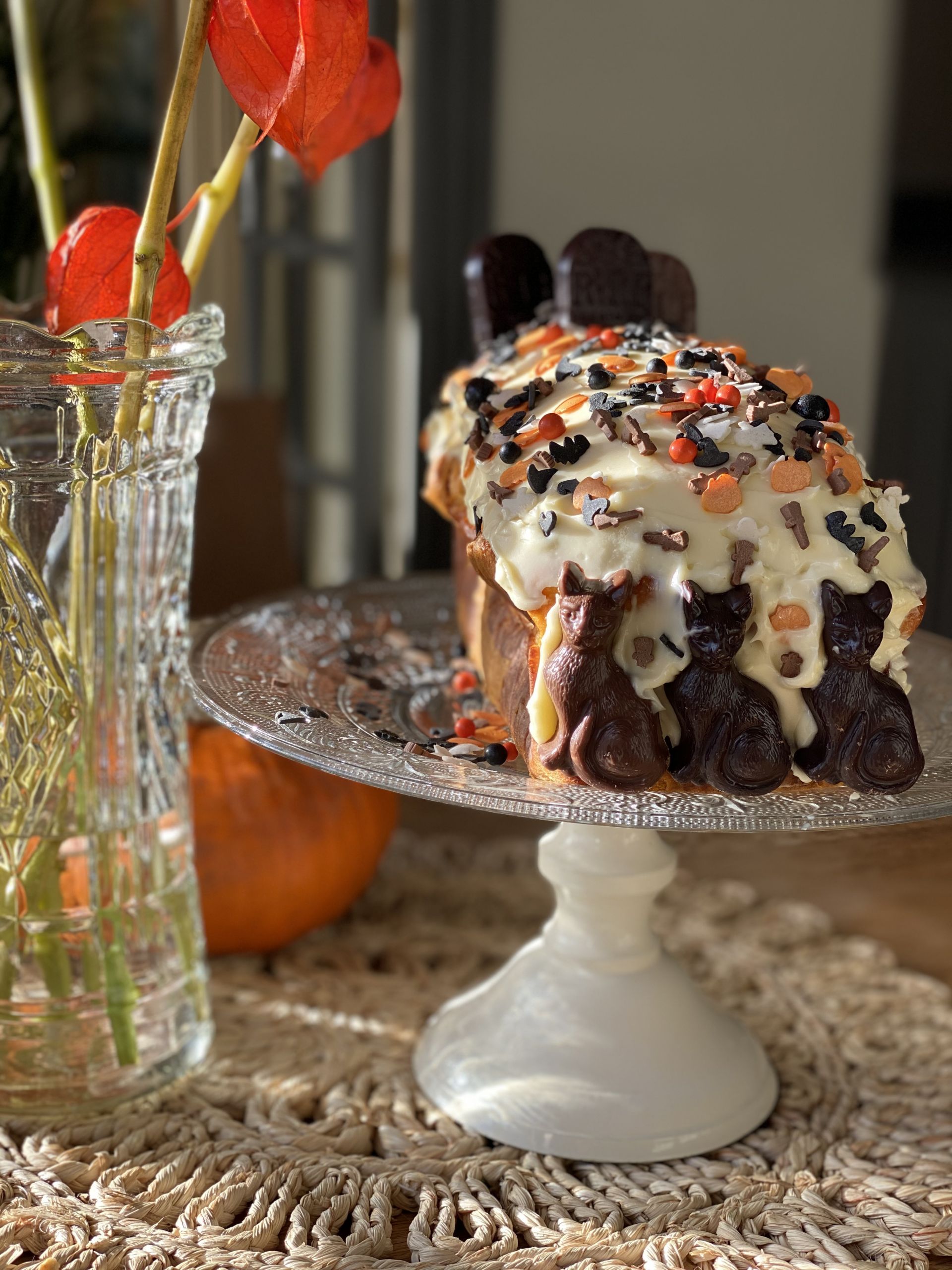 Pumpkin Cheesecake Swirl Cake